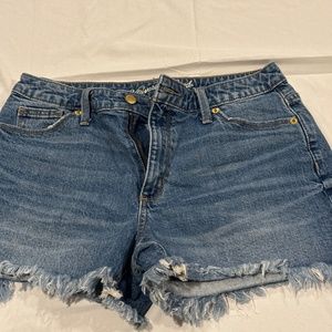 Shorts cut off